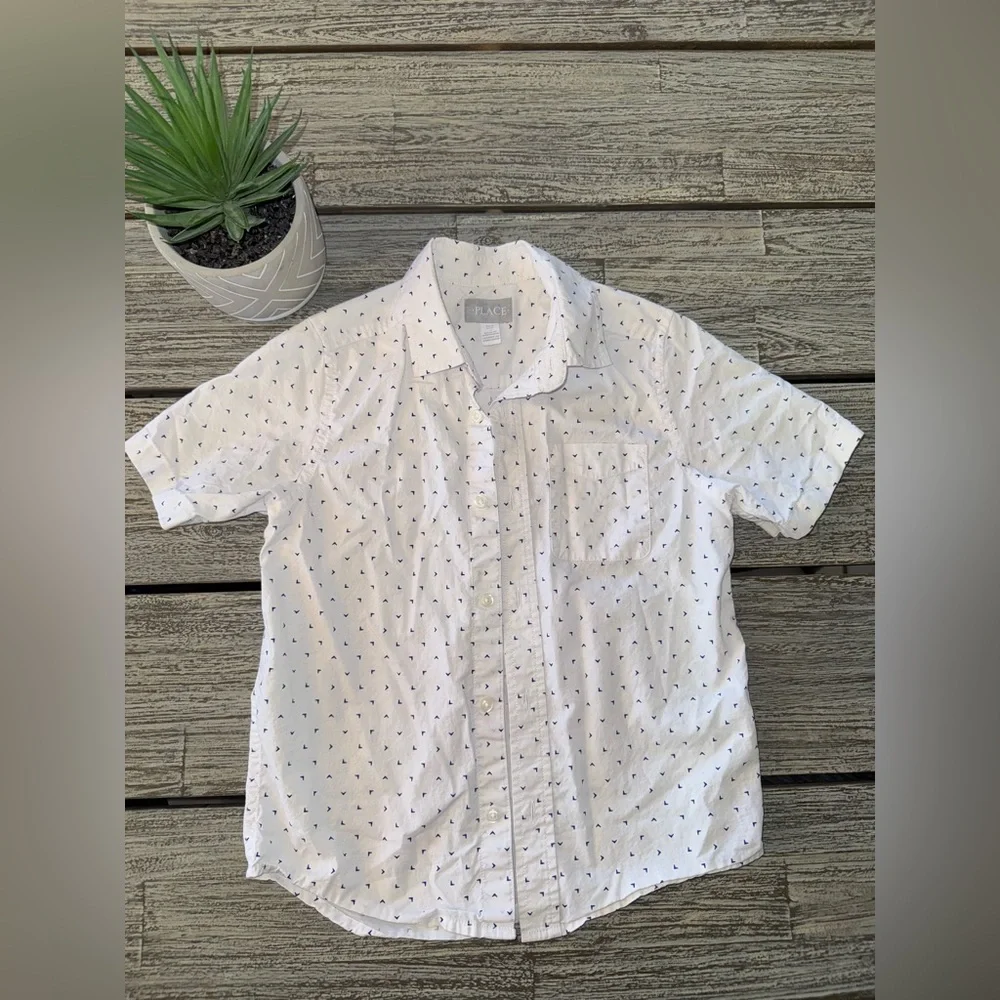 Boys Children's Place White Button Down Shirt with Arrow Pattern, Sz 7-8